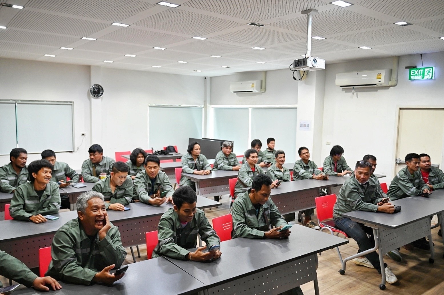 ระบบความปลอดภัยในการขนส่งของจำลองกรุ๊ป